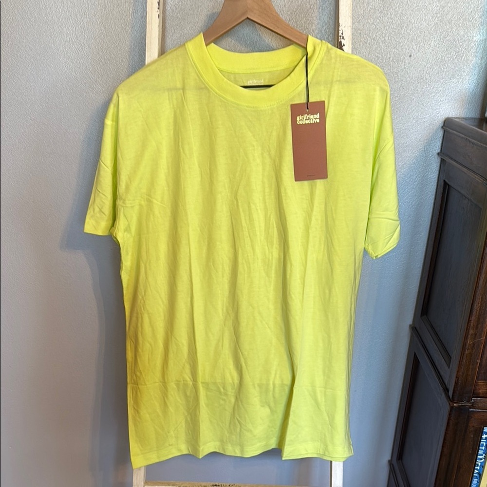 NWT Girlfriend Collective Men’s Neon Green Cupro Tshirt - Picture 3 of 7